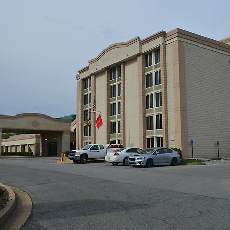 Red Lion Hotel North Baltimore Timonium Exteriör bild