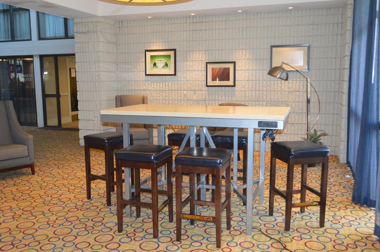 Red Lion Hotel North Baltimore Timonium Exteriör bild